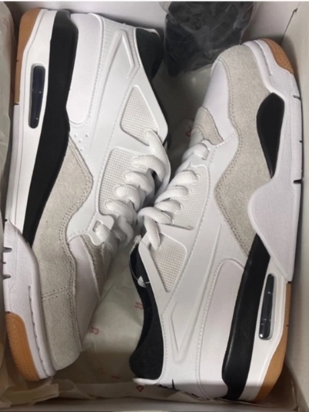 Air Jordan IV 4 RM RESTOMOD Genuine leather upper Max Air cushioning Size 8